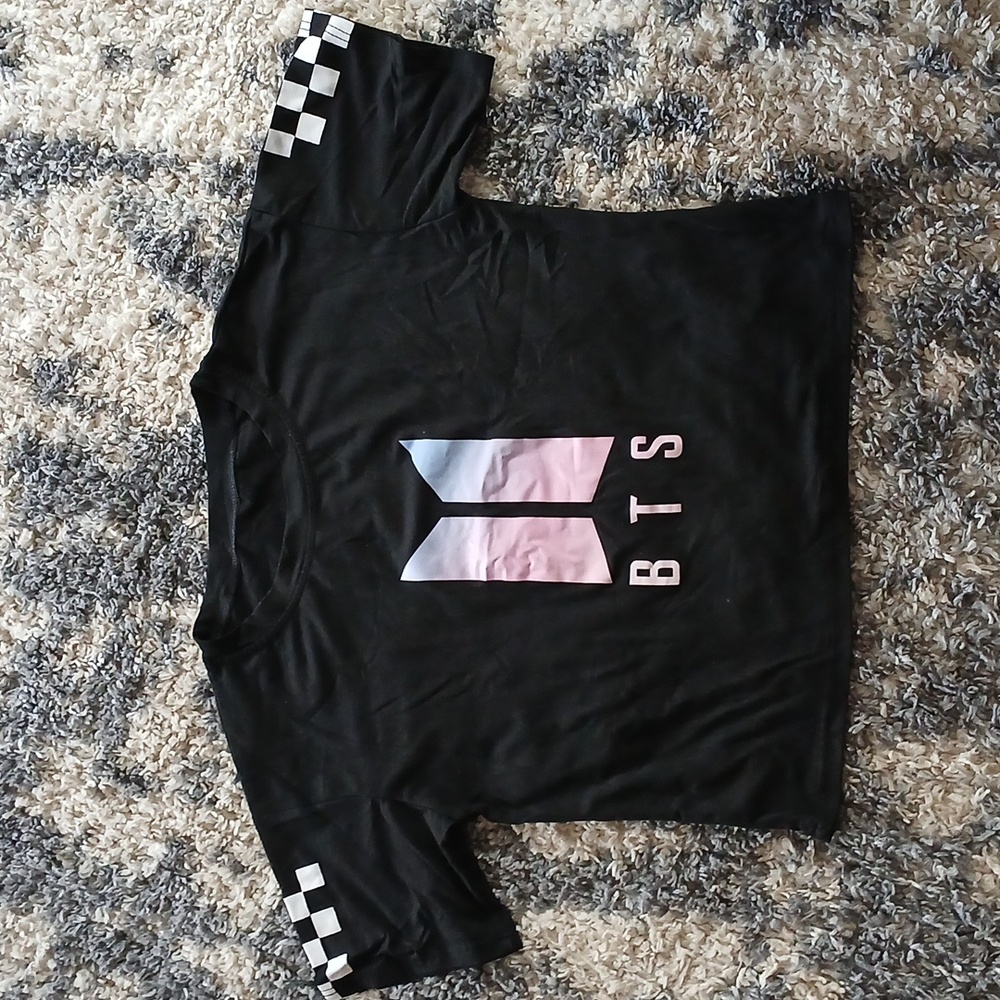 Black Graphic Tee Size Medium